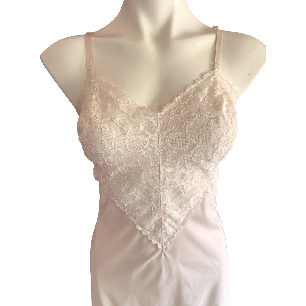 Vintage 1970s Vanity Fair Ivory Nylon Full Slip Deep V Lace Bodice & Hem Size 36